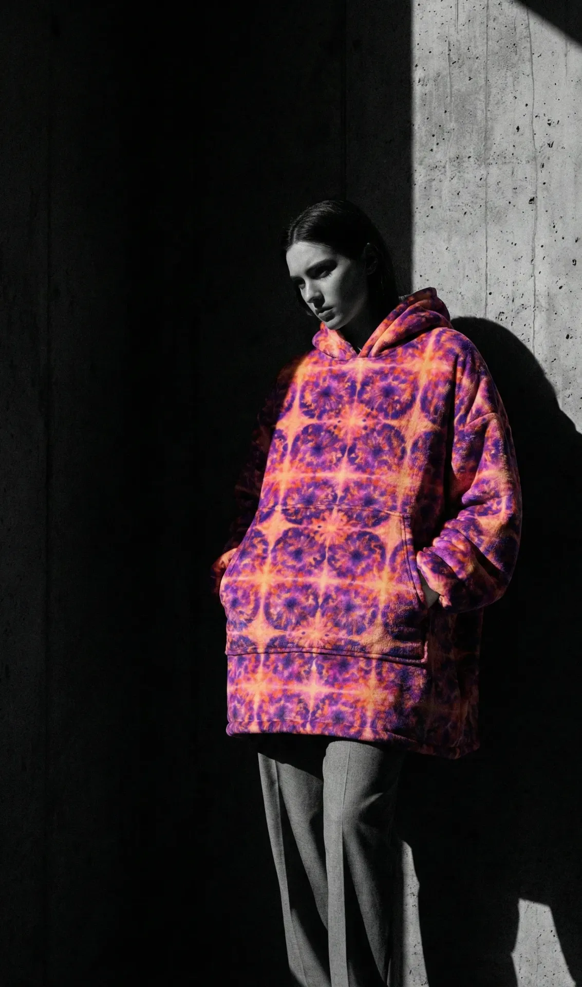 Net Circles Blanket Hoodie